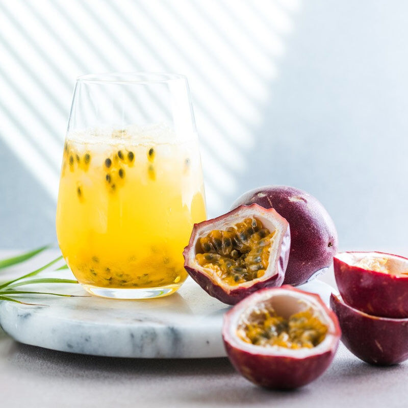 High Quality Passion Fruit Flavor for Beverage Manufacturing Water Soluble Concentrated Liquid Food Grade